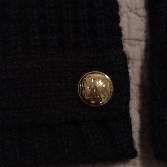 Fingerless Michael Kors knit gloves - Picture 3 of 3